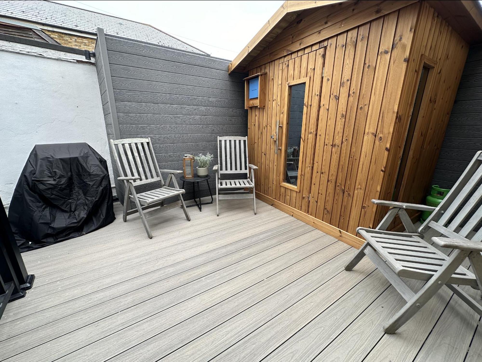 House With Sauna & Private Garden *